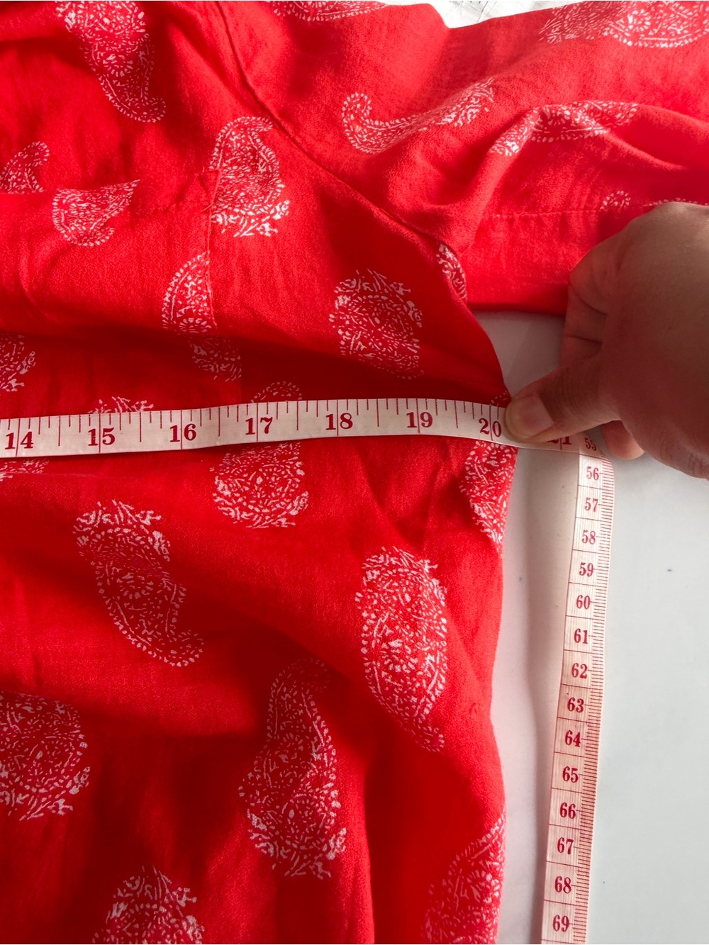 Old Navy Petite Red Paisley Button Front Tunic Blouse with Attached Cami Size M - Picture 10 of 11